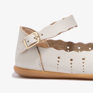 conguitos-bailarinas-beige-buckle-waves-ballerinas-52171821089099