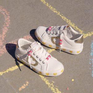 conguitos-basket-gold-heart-sneakers-52668383854923